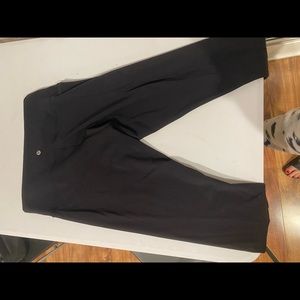 Black LuLuLemon Leggings- GREAT condition!